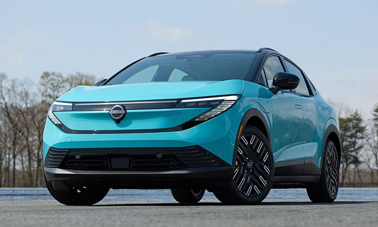 日産『リーフ』新型、米国EV最安値の約440万円から…今秋発売へ