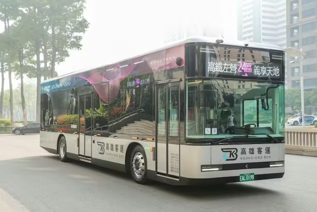 鴻海、EVバスを日本で生産 三菱ふそうと合弁会社