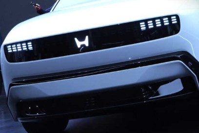 ホンダが「新型EV」3車種を開発中止に! 4600億円赤字 電動化戦略は“大幅見直し” ただ「開発続行」のEVも